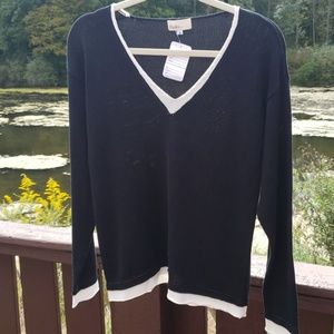 Haiku V Neck Sweater Size Small NWT